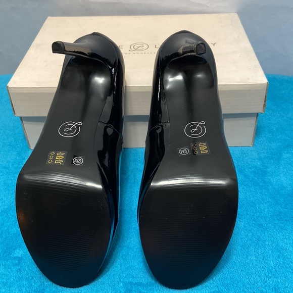 Chinese Laundry Fia Peep Toe Black Patent Leather Heels - Picture 5 of 5